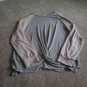 Gray and Tan Long Sleeve Twist Top